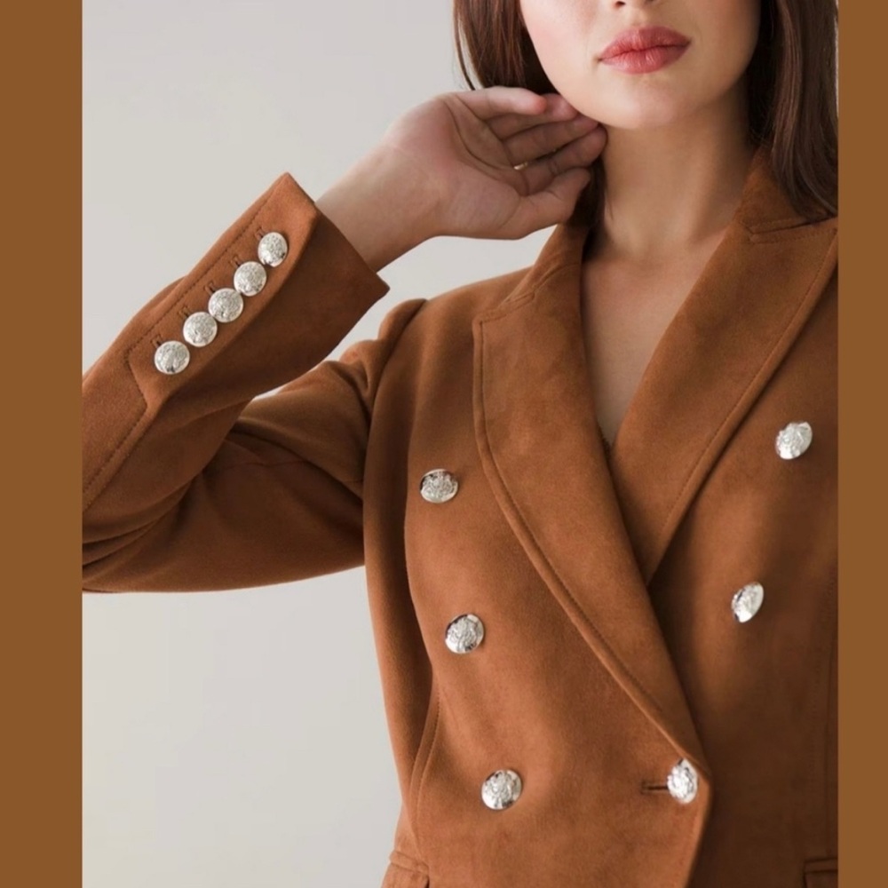 Gorgeous brown faux suede studio blazer size 6- Excellent condition 💕